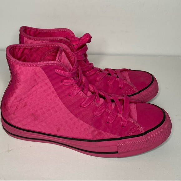 High top bubblegum pink converse - Picture 2 of 7